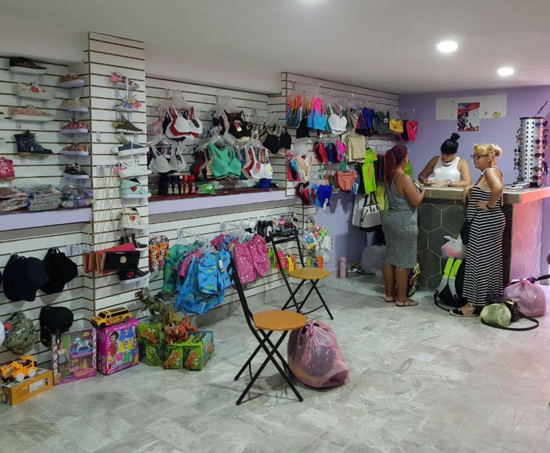 Hotel Versalles Suites Cancún Extérieur photo