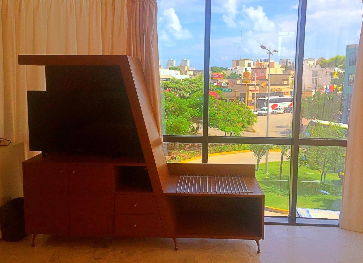 Hotel Versalles Suites Cancún Extérieur photo