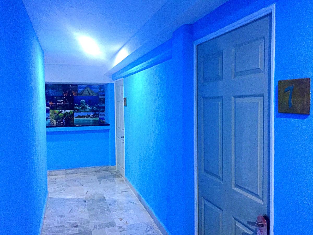 Hotel Versalles Suites Cancún Extérieur photo