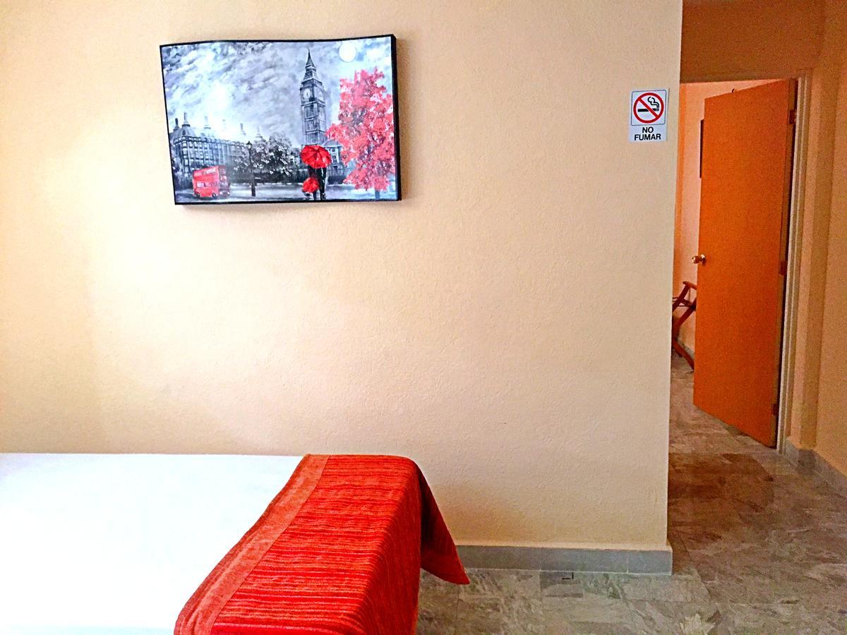 Hotel Versalles Suites Cancún Extérieur photo